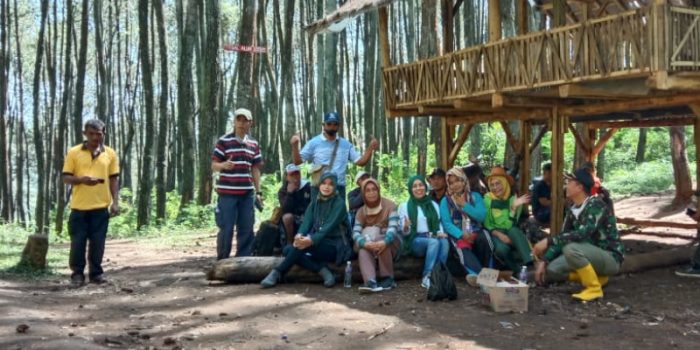 Prawita Genppari Touring ke Curug Roda dan Situ Cisanti, Bandung