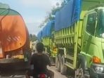 Jelang Lebaran Truk Masih Padati Jalan Purnama Dumai