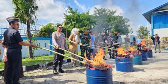 Bea Cukai Dumai Musnahkan Barang Hasil Penindakan