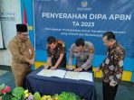 Penyerahan DIPA 2023 di Wilker KPPN Dumai Bersamaan dengan Penandatanganan Pakta Integritas dan Peringatan Hari Anti Korupsi Sedunia