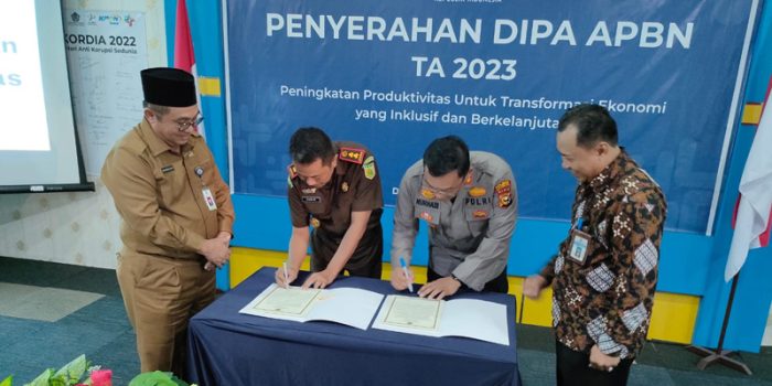 Penyerahan DIPA 2023 di Wilker KPPN Dumai Bersamaan dengan Penandatanganan Pakta Integritas dan Peringatan Hari Anti Korupsi Sedunia