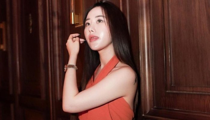 Selebgram Valerie Laurencia Hadapi Pro-Kontra Bikin Konten Oplas