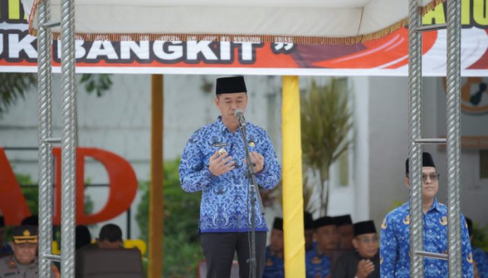 Pimpin Upacara Harkitnas, Bupati Rohil Sampaikan Amanat Menkominfo