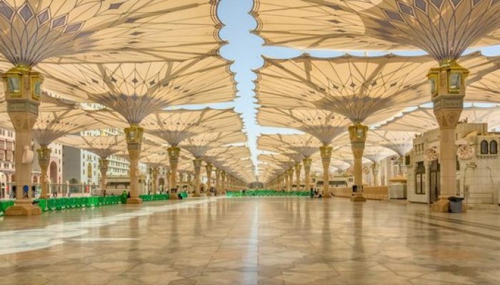 Jemaah Haji Dilarang Merokok di Kawasan Masjid Nabawi, Bisa Kena Denda!