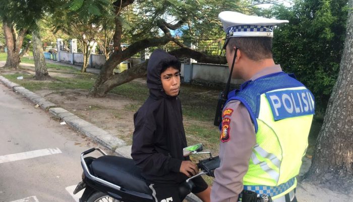 Satlantas Polres Dumai Kembali Berlakukan Tilang Manual Kepada Pelanggar Lantas