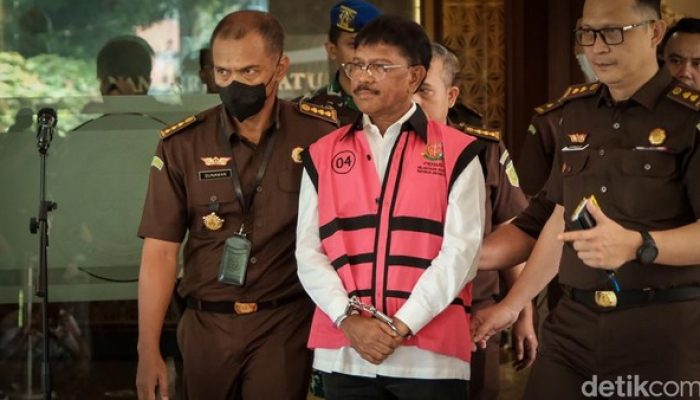 Johnny Plate Ditahan Kejagung, Menkominfo Bakal Dijabat Plt