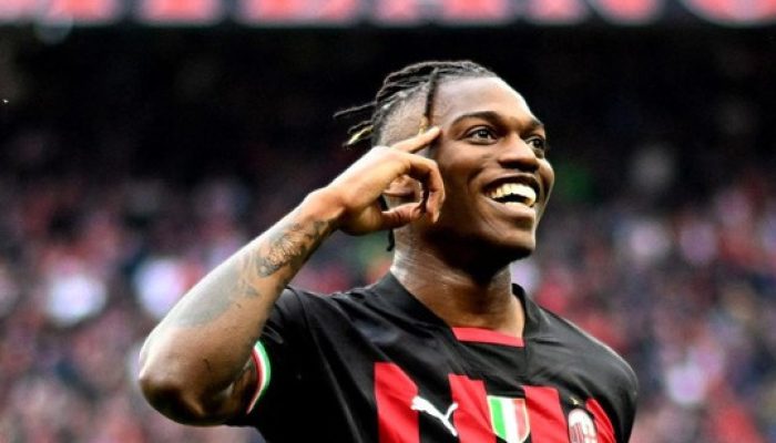 Rafael Leao Perpanjang Kontrak di Milan