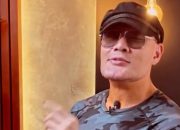 Deddy Corbuzier Ngaku Suntik Stem Cell Setelah Bentuk Dagu Jadi Sorotan