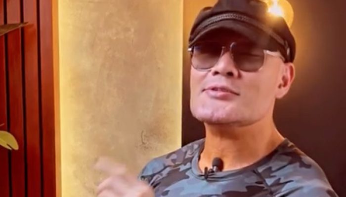 Deddy Corbuzier Ngaku Suntik Stem Cell Setelah Bentuk Dagu Jadi Sorotan