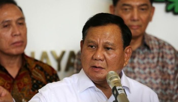 Menhan Prabowo Beli 12 Pesawat Tempur Bekas Qatar