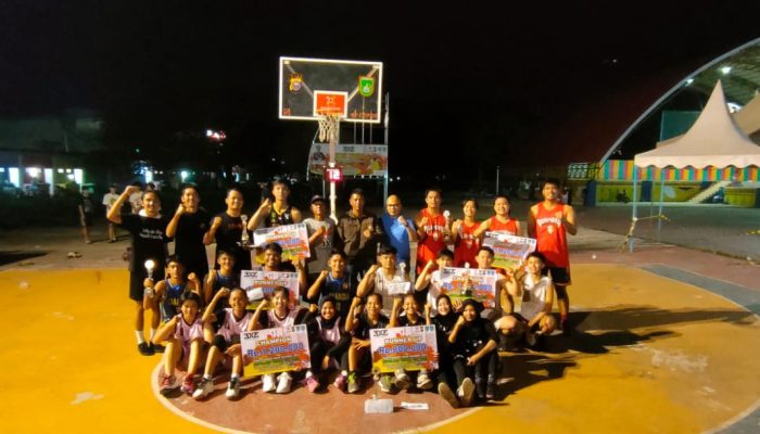 Kapolres Dumai Cup Basket Ball Selesai, Piala Diserahkan AKBP Nurhadi Ismanto