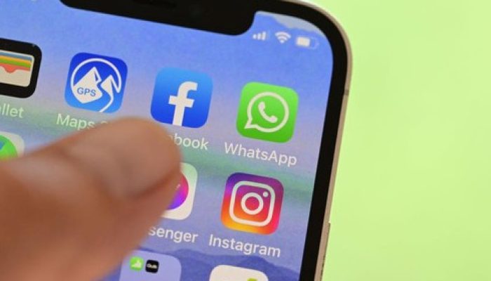 Login ke WhatsApp Web Kini Bisa Pakai Nomor Telepon