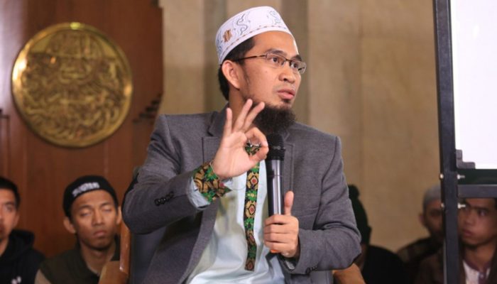 Ustaz Adi Hidayat Ingatkan Jangan Bergaul dengan Orang Seperti Ini: Anda Susah Dia Gak Peduli