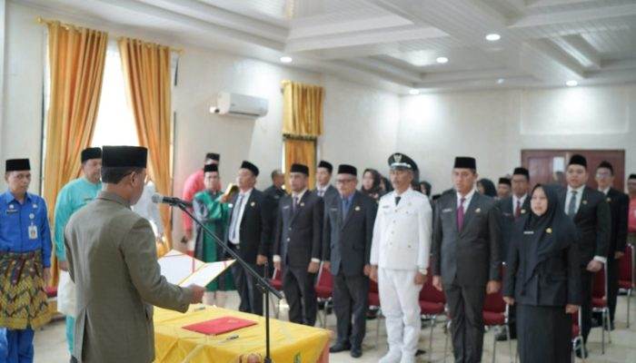 Sekda Rohil Lantik Pejabat Administrator dan Pengawas