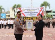 Kapolres Dumai Terima Penghargaan dari Lembaga Kajian Strategis Kepolisian Indonesia