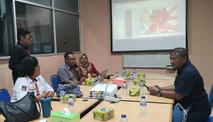 Terkait HIV/AIDS, KPA Dumai Sosialisasi di PT Semen Padang