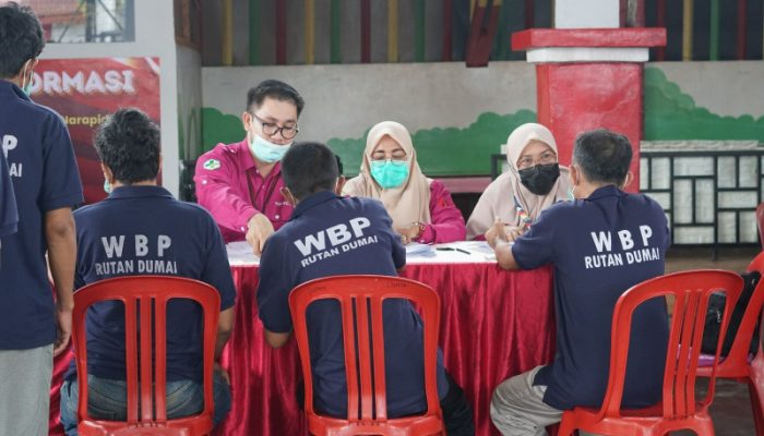 Rutan Dumai Bersama Dinkes Gelar Screening VCT, IMS dan TB Paru Terhadap Warga Binaan