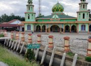 Pencegahan Banjir, Apical Dumai Lakukan Perbaikan Turap Parit