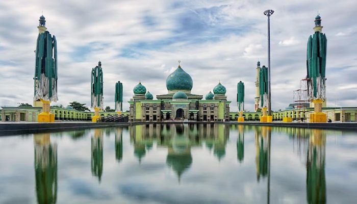 Wisata Religi di Masjid Raya Annur Provinsi Riau, Taj Mahal-nya Indonesia