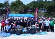Kenanga Investors Kembali Dukung ‘Dive Against Debris’ untuk Tahun Ketiga di Pulau Perhentian