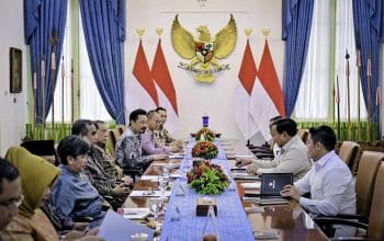 Presiden Prabowo Subianto menerima pimpinan Majelis Permusyawaratan Rakyat (MPR) di Istana Merdeka, Jakarta, pada Rabu, 23 Juli 2025. (Foto: BPMI Setpres)