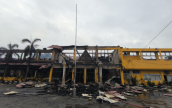 jelang subuh kantor disnakertrans