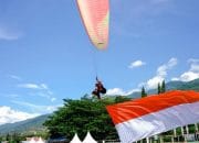 Upacara Bendera di Bukit Salena. Foto: detikcom