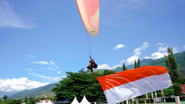 Upacara Bendera di Bukit Salena. Foto: detikcom