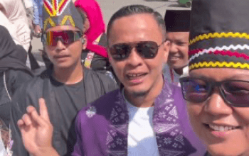 Wali Kota Pekanbaru Agung Nugroho, pada event Pacu Jalur, Teluk Kuantan, Kabupaten Kuantan Singingi, Riau, Rabu (20/8/2025).