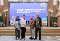 Kampus Jadi Pilar Karakter Bangsa, Deputi Warsito Ajak Mahasiswa UNESA Jadi Duta “Karakter Kita”