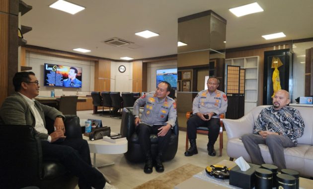 Audiensi PWI Riau dengan Kapolda : Wartawan Mitra Strategis Polisi