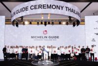 Thailand Kian Bersinar dengan 10 Restoran Baru Peraih Bintang Michelin, Termasuk Restoran Kedua yang Meraih Tiga Bintang MICHELIN