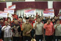 Pemprov Sumbar Salurkan Bonus Atlet dan Pelatih Berprestasi, Gubernur Ingatkan Pentingnya Persatuan dalam Olahraga 10 IMG 20251116 WA0101