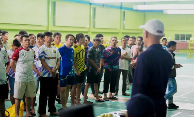 Empat PB Lolos ke Semifinal Turnamen Badminton PWI Dumai