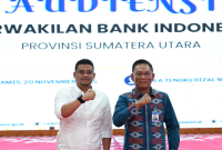 Gubernur Sumatera Utara (Sumut) Muhammad Bobby Afif Nasution menerima kunjungan Kepala Perwakilan BI Sumut Rudy Brando Hutabarat, di Aula Tengku Rizal Nurdin, Jalan Sudirman Nomor 41, Medan, Kamis (20/11/2025). (Foto : Diskominfo Sumut YT Hariono)