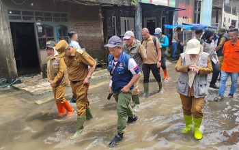 Pemerintah Perkuat Tanggap Darurat dan Mitigasi Bencana di Kabupaten Bandung 3 WhatsApp Image 2025 12 08 at 12.45.15