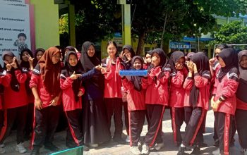 Inovasi Pangan Lokal, Siswa SMPN 1 Bantan Olah Bunga Telang dan Rempah Jadi Produk Bernilai Jual 7 63167784651 img 20260125 wa0004