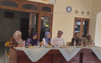 Kemenko PMK Perkuat Ketahanan Keluarga melalui Sinergi Kampung Keluarga Berkualitas dan Kampung Zakat 3 IMG 8972