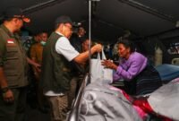 Menko PMK Tinjau RSUD Ruteng Pasca-Gempa NTT, Pastikan Layanan Kesehatan dan Bantuan Logistik Dikebut