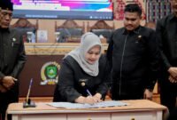 Bupati Kasmarni Bersama DPRD Bengkalis Teken Perubahan APBD 2026 Sebesar Rp3,578 Triliun