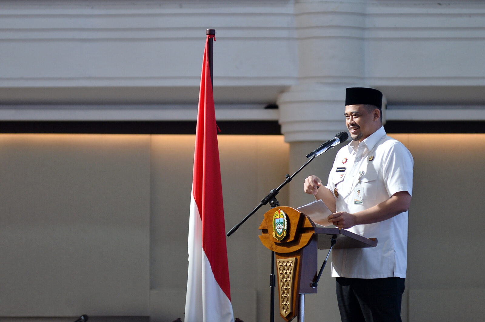 Pengajian Rutin ASN, Bobby Nasution Tekankan Integritas Spiritual dan Adaptasi Digital 1 Gubsu ikuti pengajian rutin ASN 3.jpg
