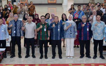 Bulan Inklusi Keuangan 2026, Pemprov Sumut Ajak ASN Cerdas dan Bijak Berinvestasi 7 Pj Sekda hadiri Bulan Inklusi Keuangan 6.jpg